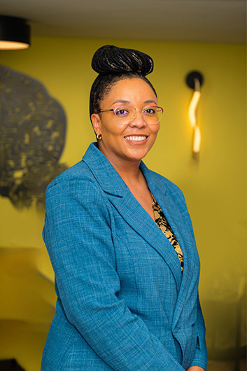 Ms. Ancois Plaatje - Member of the Management Commitee of the Bank